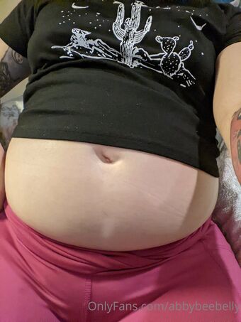 abbybeebelly