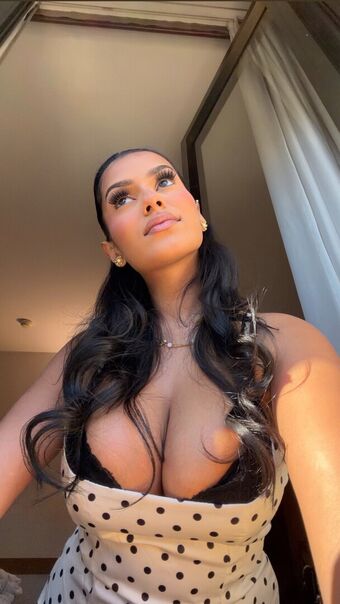 Abida Meztelen Kiszivárgások OnlyFans Fotó 44