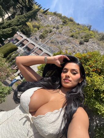 Abida Meztelen Kiszivárgások OnlyFans Fotó 45