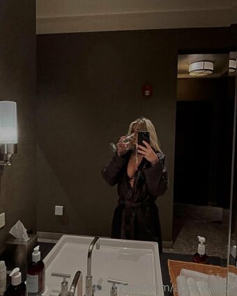 Addy Meztelen Kiszivárgások OnlyFans Fotó 5