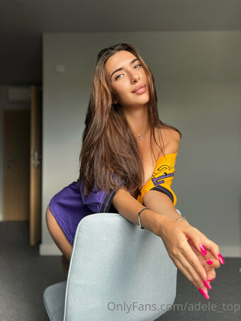 adele_top Meztelen Kiszivárgások OnlyFans Fotó 10
