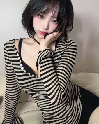 AHRI Meztelen Kiszivárgások OnlyFans Fotó 1