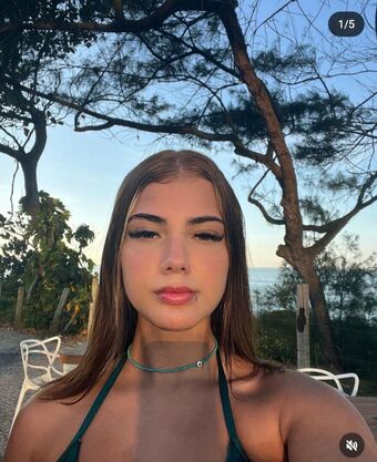 Alegomess Meztelen Kiszivárgások OnlyFans Fotó 3