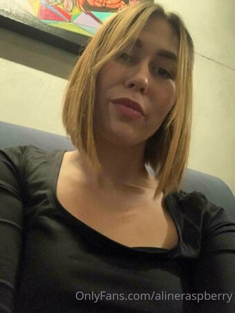 alineraspberry Meztelen Kiszivárgások OnlyFans Fotó 3