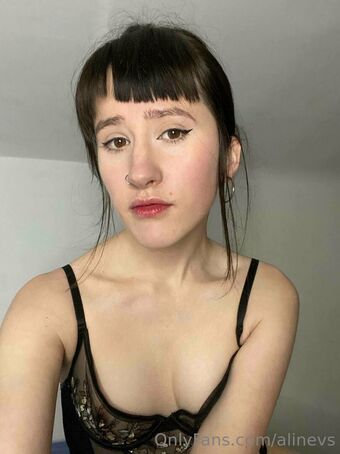 alinevs Meztelen Kiszivárgások OnlyFans Fotó 18