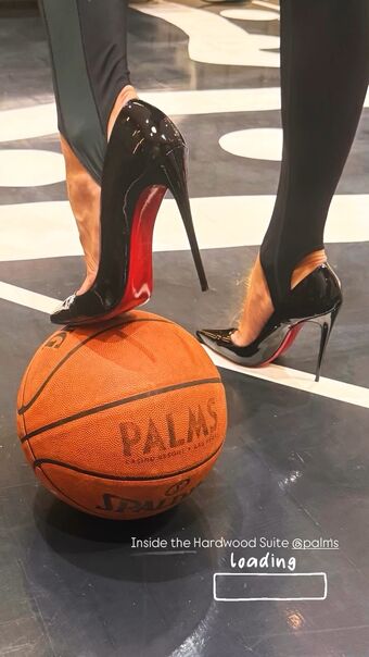 Allie Clifton Meztelen Kiszivárgások OnlyFans Fotó 8