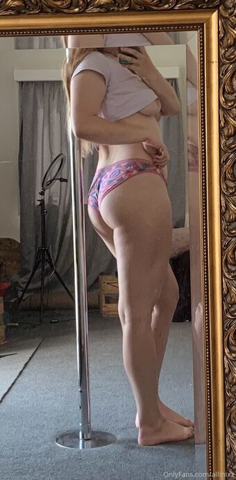 allinixx Meztelen Kiszivárgások OnlyFans Fotó 16