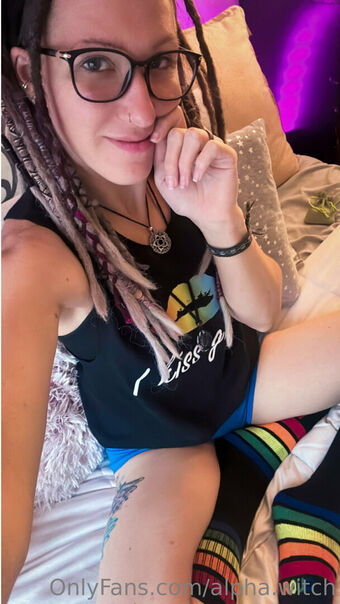 alpha.witch Meztelen Kiszivárgások OnlyFans Fotó 9