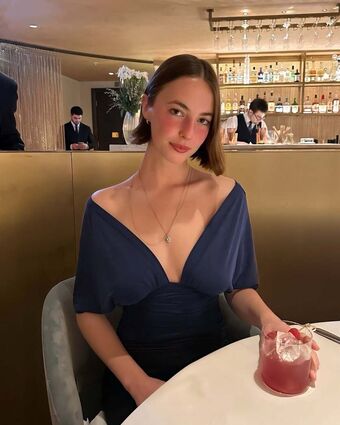 Amelie Manzoli Meztelen Kiszivárgások OnlyFans Fotó 272