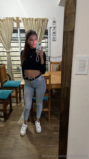 androideee18 Meztelen Kiszivárgások OnlyFans Fotó 2