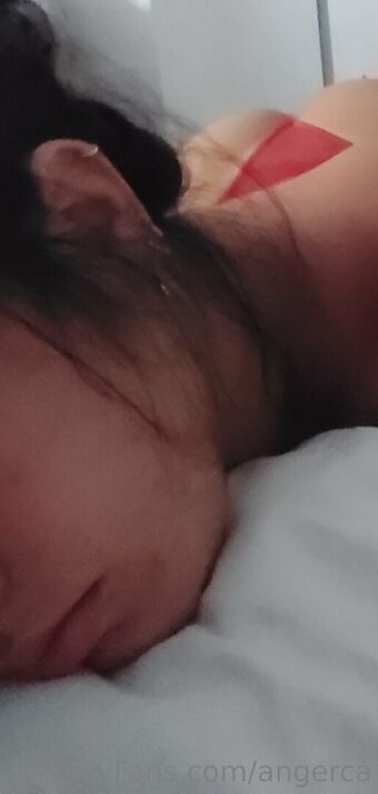 angerca Meztelen Kiszivárgások OnlyFans Fotó 6