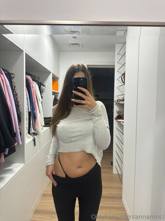annamncl Meztelen Kiszivárgások OnlyFans Fotó 20