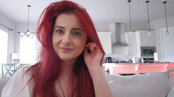 AnnieFuchsia