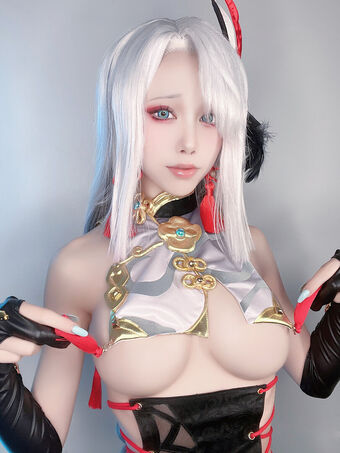水淼Aqua