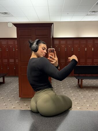 astrival.x Meztelen Kiszivárgások OnlyFans Fotó 11