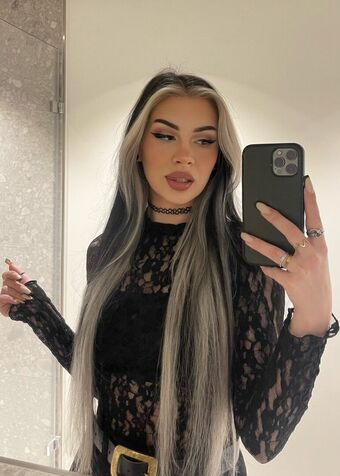 Babybouge Meztelen Kiszivárgások OnlyFans Fotó 2