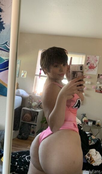 Baeonetta Meztelen Kiszivárgások OnlyFans Fotó 4
