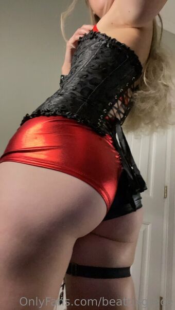 beatrixgrace Meztelen Kiszivárgások OnlyFans Fotó 4