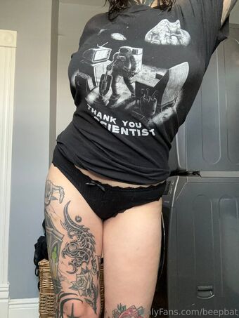 beepbat Meztelen Kiszivárgások OnlyFans Fotó 20