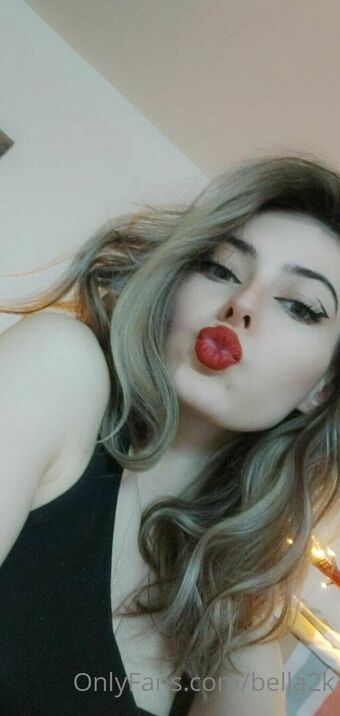 bella2k Meztelen Kiszivárgások OnlyFans Fotó 11