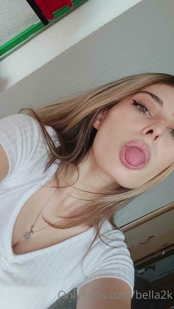 bella2k Meztelen Kiszivárgások OnlyFans Fotó 14