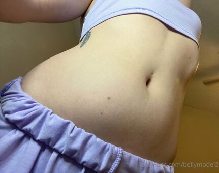 bellymodel2 Meztelen Kiszivárgások OnlyFans Fotó 24
