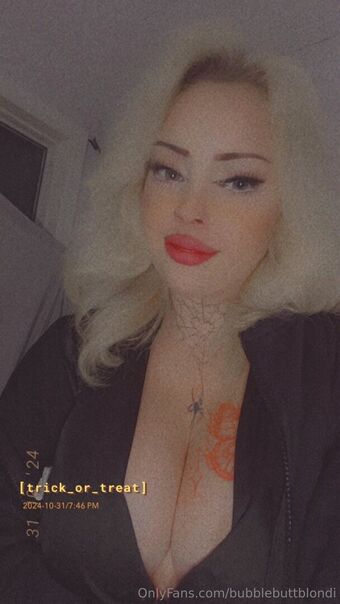 bubblebuttblondi Meztelen Kiszivárgások OnlyFans Fotó 13