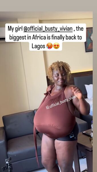 Busty Vivian Meztelen Kiszivárgások OnlyFans Fotó 52