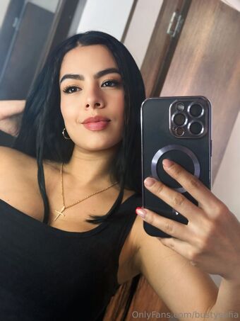 bustysofia Meztelen Kiszivárgások OnlyFans Fotó 24