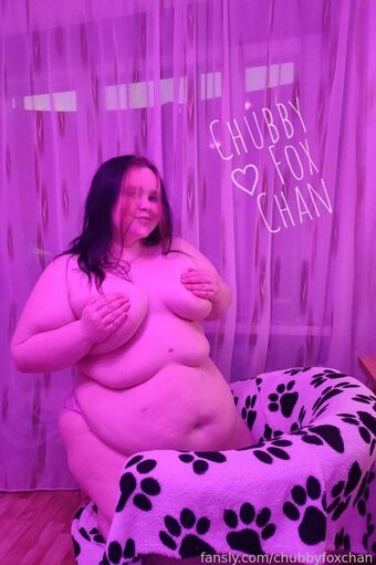 ChubbyFoxChan Meztelen Kiszivárgások OnlyFans Fotó 13