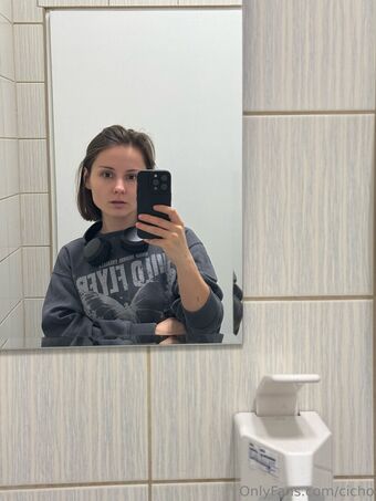 Cicho Meztelen Kiszivárgások OnlyFans Fotó 24