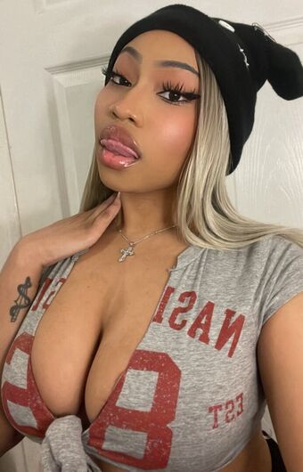 cultanese Meztelen Kiszivárgások OnlyFans Fotó 2
