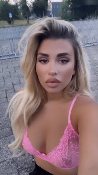Deeanaofficial