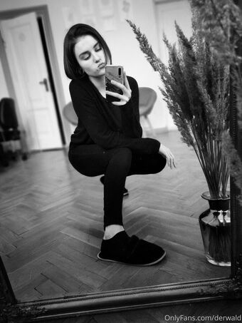 derwald Meztelen Kiszivárgások OnlyFans Fotó 3