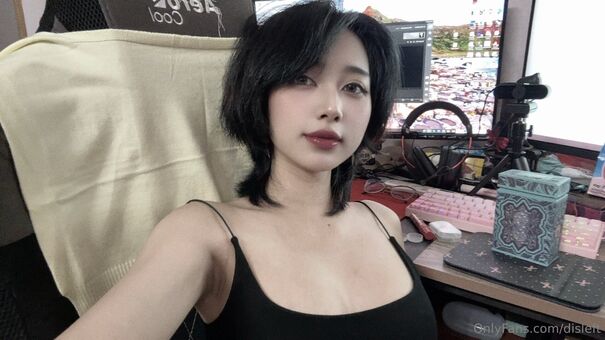 Disleft Meztelen Kiszivárgások OnlyFans Fotó 31