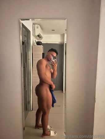 dm1998 Meztelen Kiszivárgások OnlyFans Fotó 1