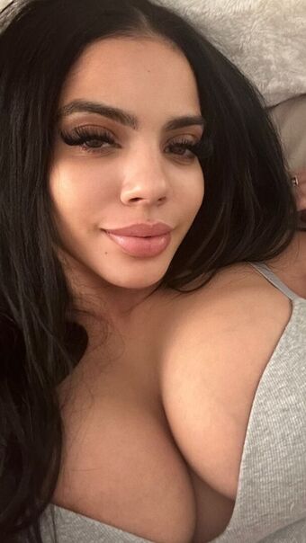 E.dot Meztelen Kiszivárgások OnlyFans Fotó 25