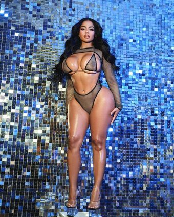 E.dot Meztelen Kiszivárgások OnlyFans Fotó 35