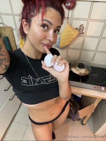 edeneli Meztelen Kiszivárgások OnlyFans Fotó 12