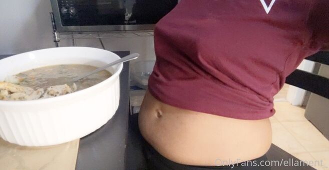 ellaeating Meztelen Kiszivárgások OnlyFans Fotó 14