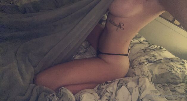 ellenanne Meztelen Kiszivárgások OnlyFans Fotó 2
