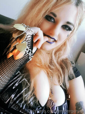 embergemini Meztelen Kiszivárgások OnlyFans Fotó 29