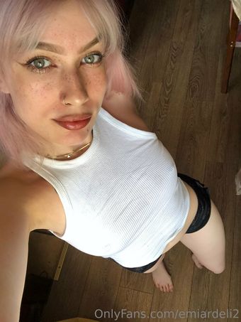 emiardeli2 Meztelen Kiszivárgások OnlyFans Fotó 2
