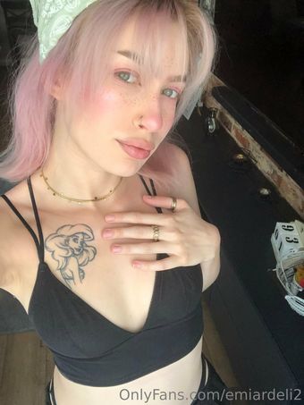 emiardeli2 Meztelen Kiszivárgások OnlyFans Fotó 7