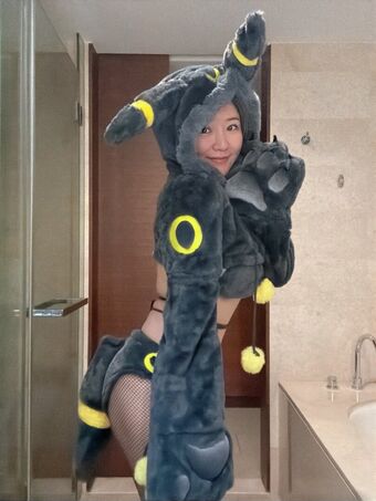 Emily Wang Meztelen Kiszivárgások OnlyFans Fotó 55