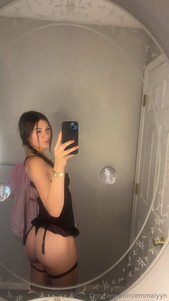 emmalyyn Meztelen Kiszivárgások OnlyFans Fotó 17