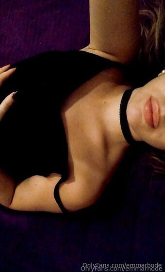 emmarhode Meztelen Kiszivárgások OnlyFans Fotó 3