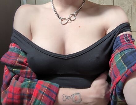 emulicious Meztelen Kiszivárgások OnlyFans Fotó 12
