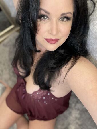 EV Parrish Meztelen Kiszivárgások OnlyFans Fotó 20