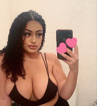 Evaghrb Meztelen Kiszivárgások OnlyFans Fotó 1
